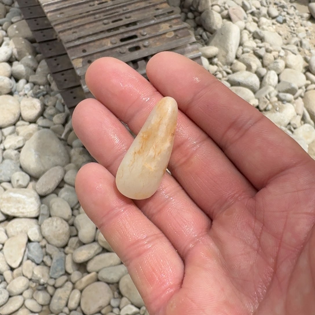 精品无镶嵌小吊坠 