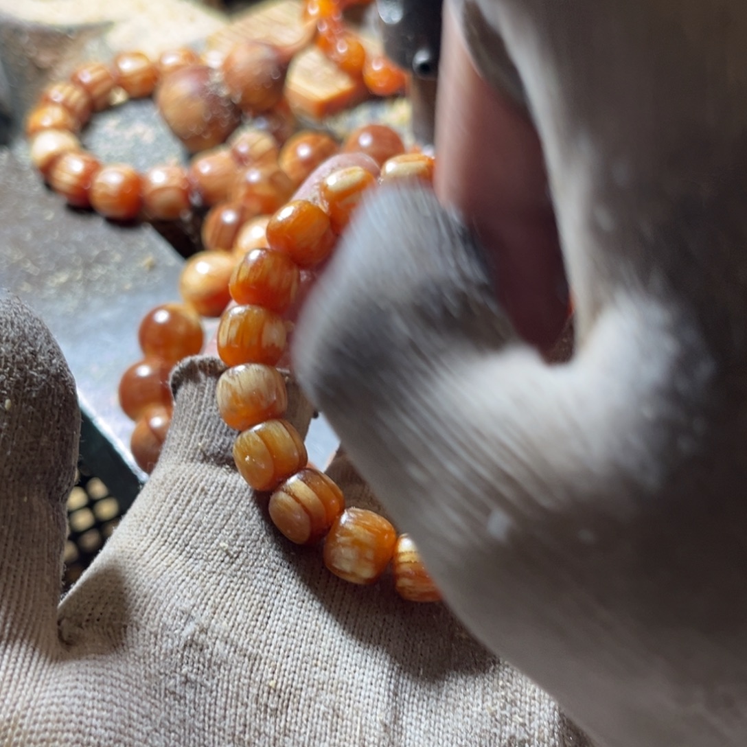 T***F手串/手链松木（琥珀木）1.1老型和一颗2.0珠子