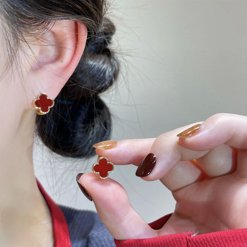 铜合金耳饰 QIAN XI S925银针 高级感红色四叶花气质耳环