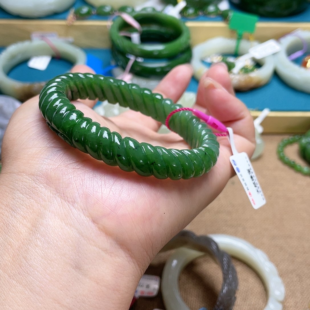 【闪购商品】和田玉手镯58圈口72未镶嵌