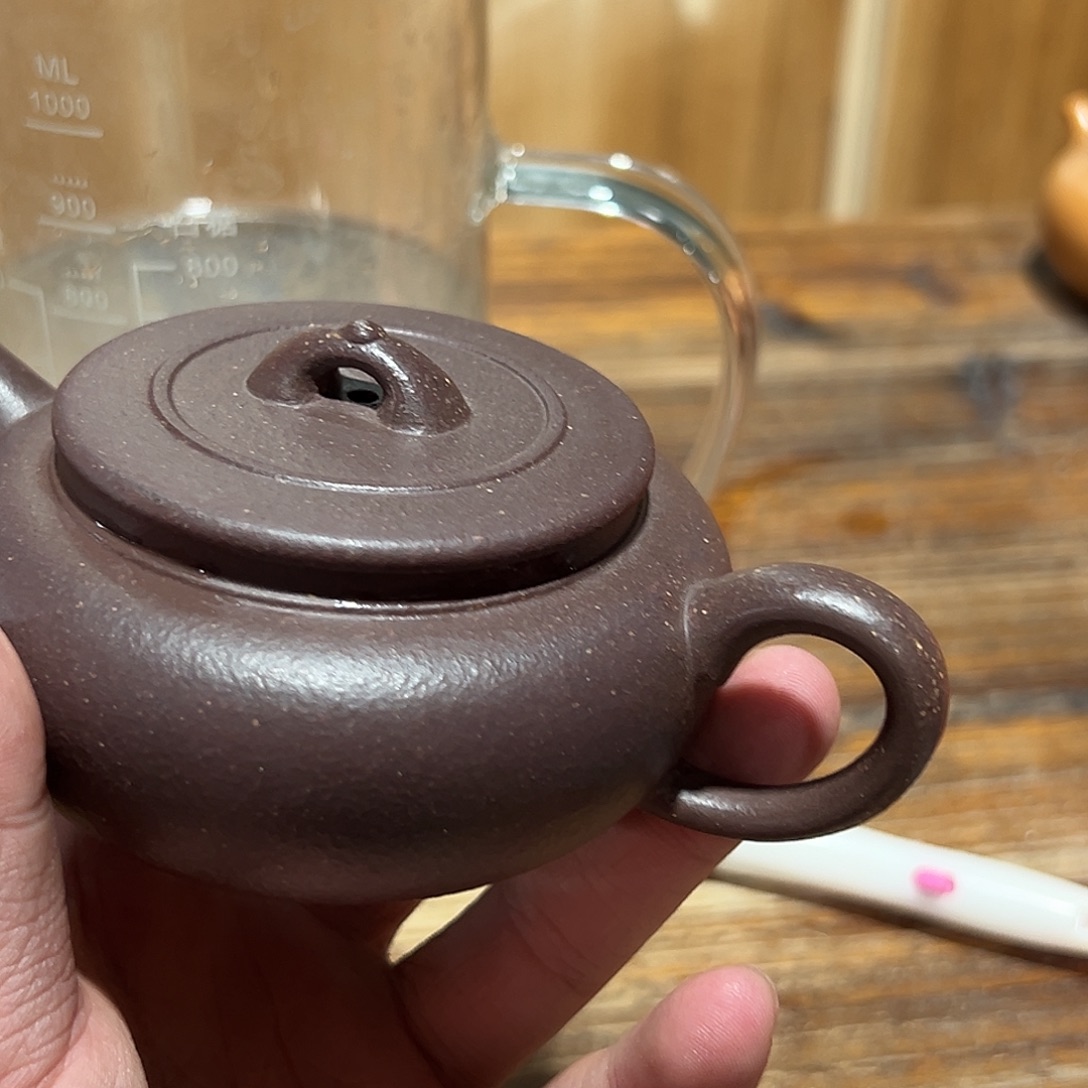 茶壶紫砂紫砂的味道很好