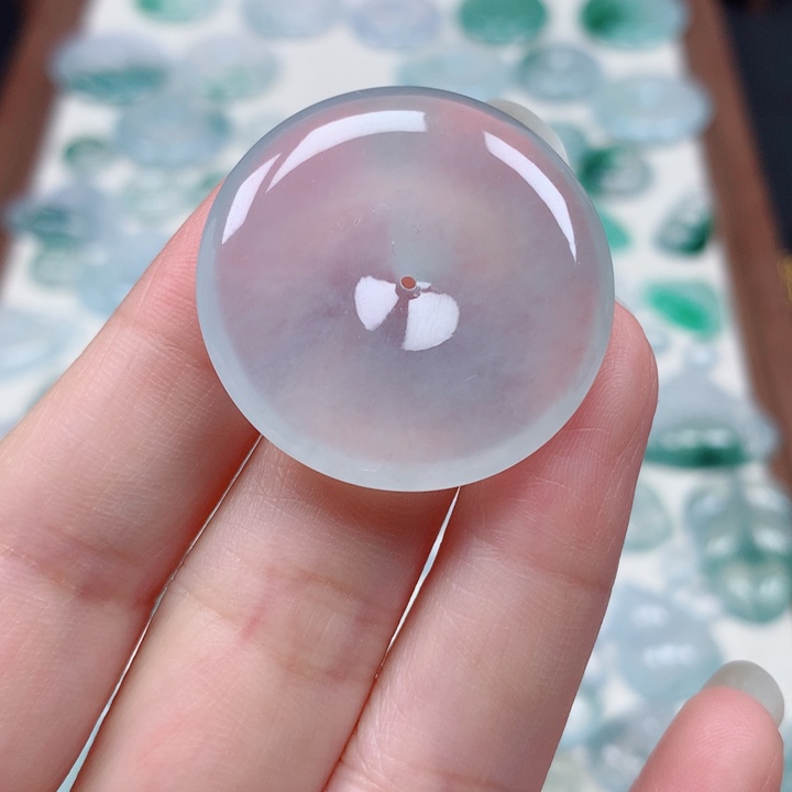 翡翠未镶嵌颈饰冰种平安扣