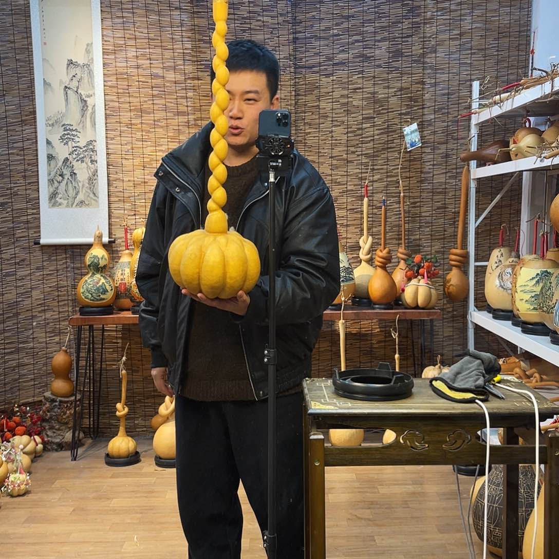 云****爬葫芦8889999998888888