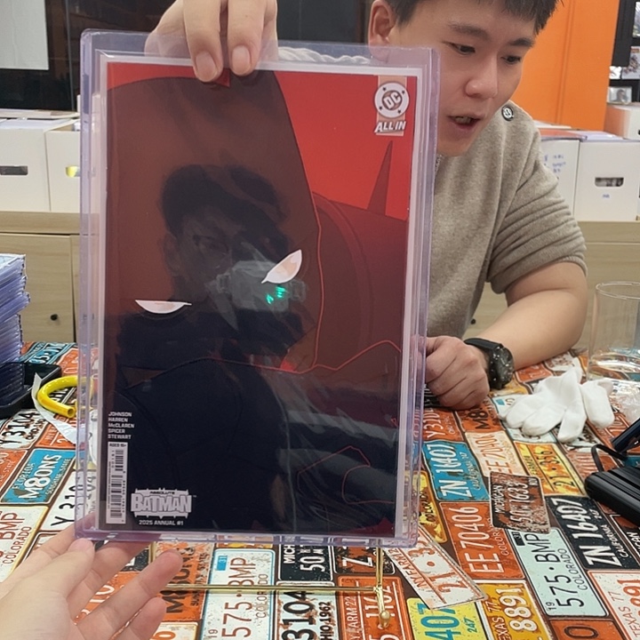 纸绝对蝙蝠侠年刊25