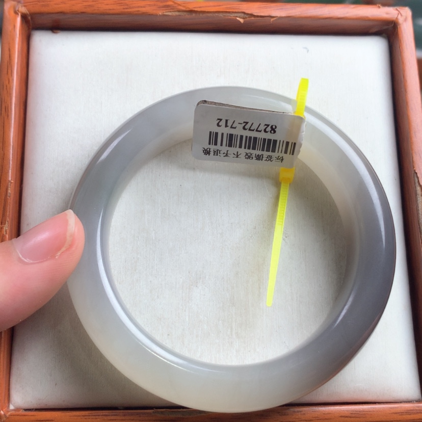 【闪购商品】和田玉手镯未镶嵌