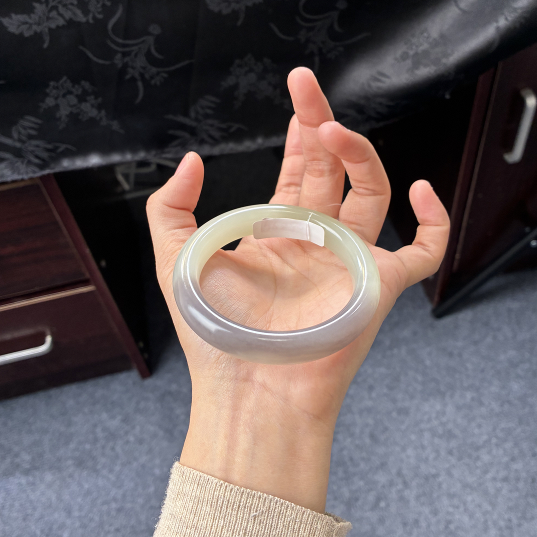 和田玉青海冰底紫晴双色56