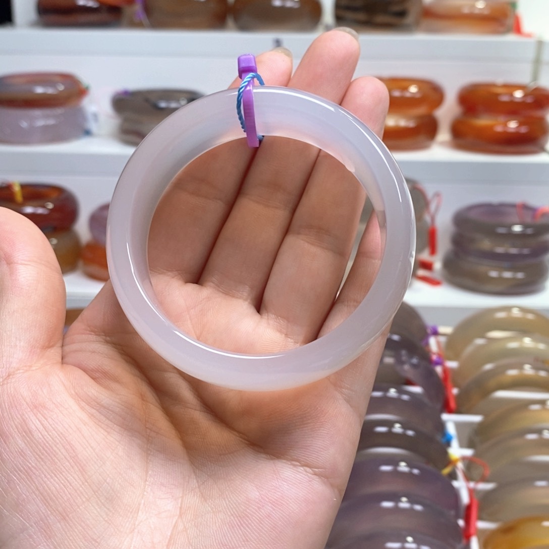 玛瑙/玉髓手镯未镶嵌照*照天然纹雾