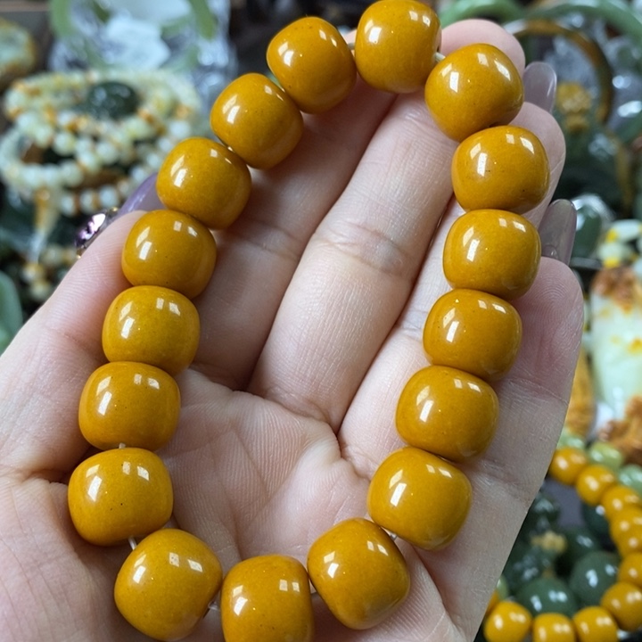 透闪石质玉手串卡14未镶嵌