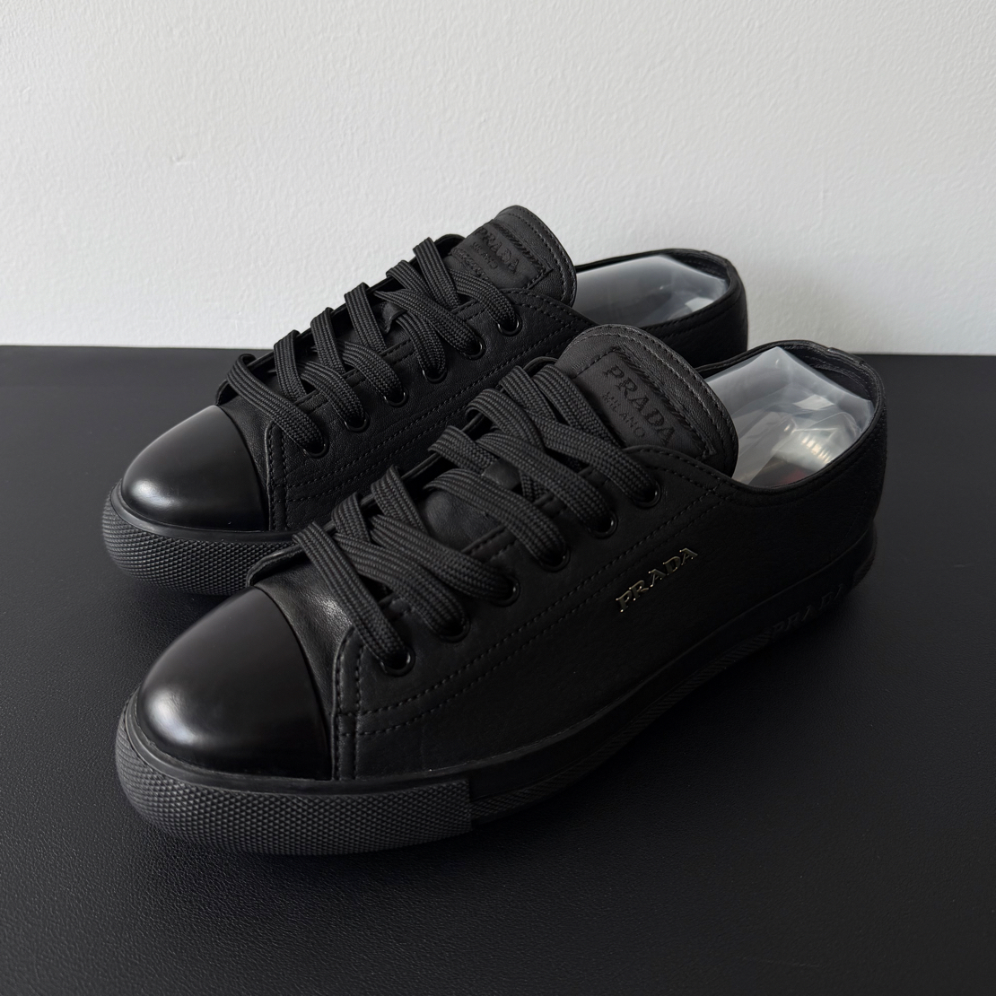 99新 Prada/普拉达 38.5欧 黑色板鞋休闲鞋