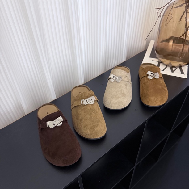 金属扣复古勃肯鞋2026春季新款小众高级感软底百搭包头拖