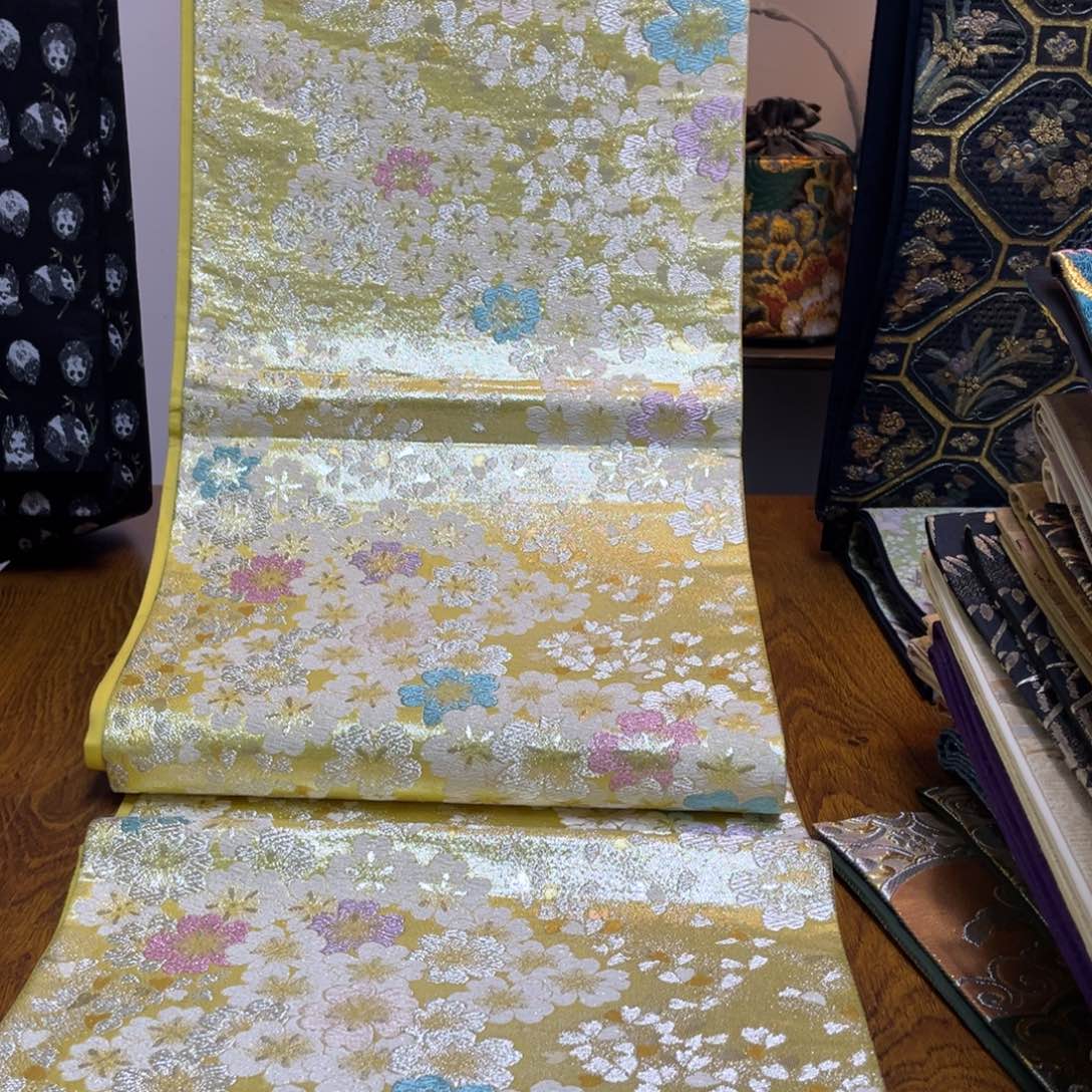 织绣多*织锦缎。。。织锦缎