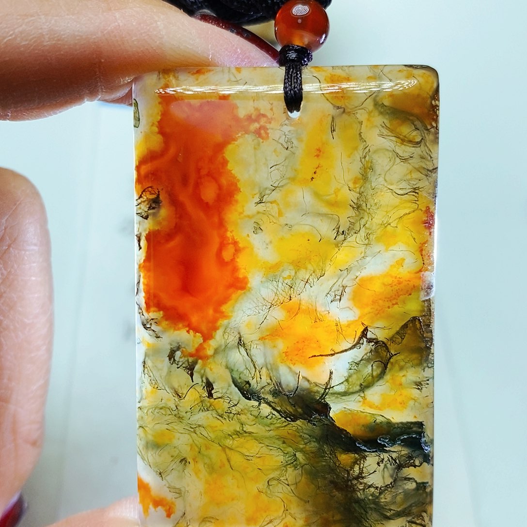 玛瑙/玉髓颈饰未镶嵌家**金