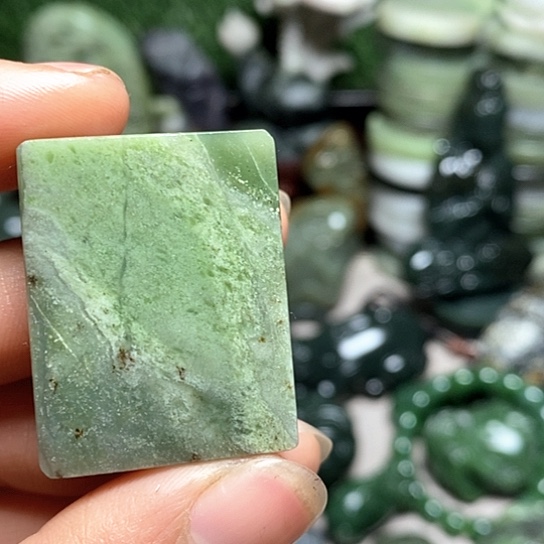 未镶嵌和田玉（糖玉）珠宝半成品