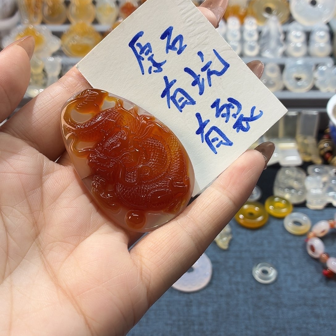 玛瑙/玉髓未镶嵌颈饰