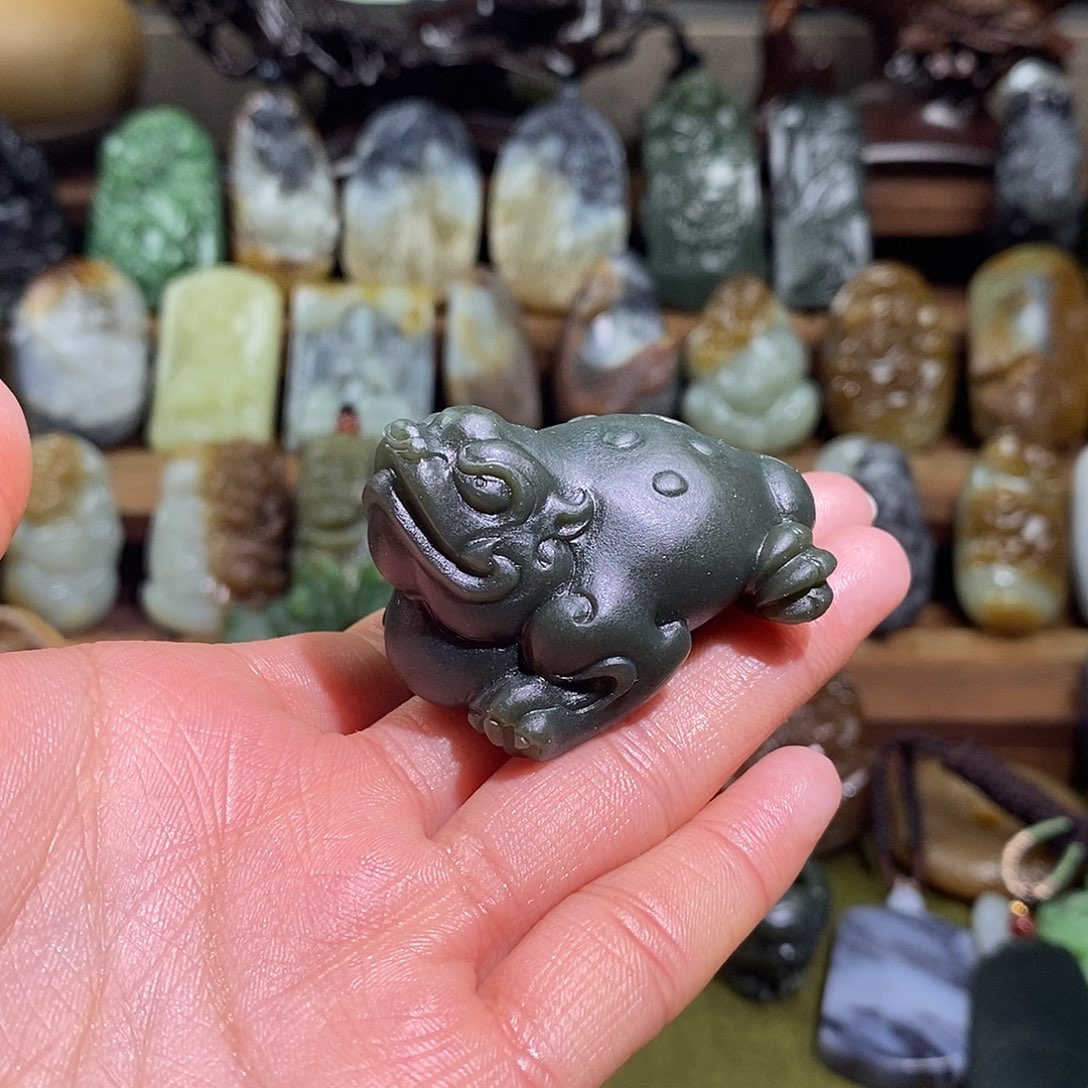 颈饰未镶嵌和田玉小****雨