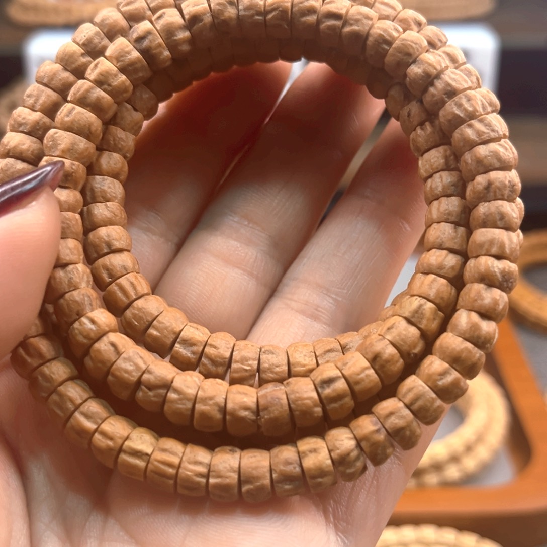 姜****吊坠柏香籽/百香籽药片