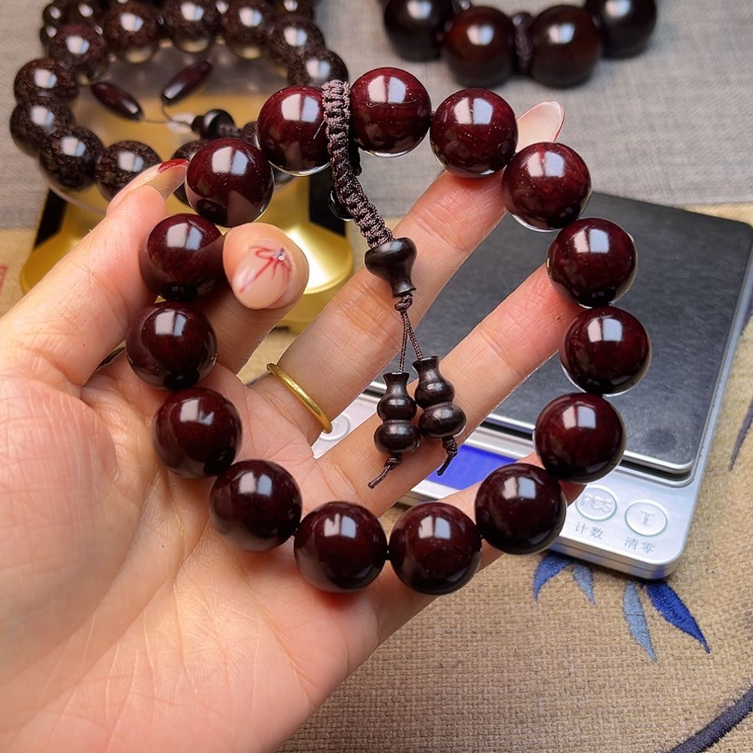 檀香紫檀（小叶紫檀）1.5 15颗