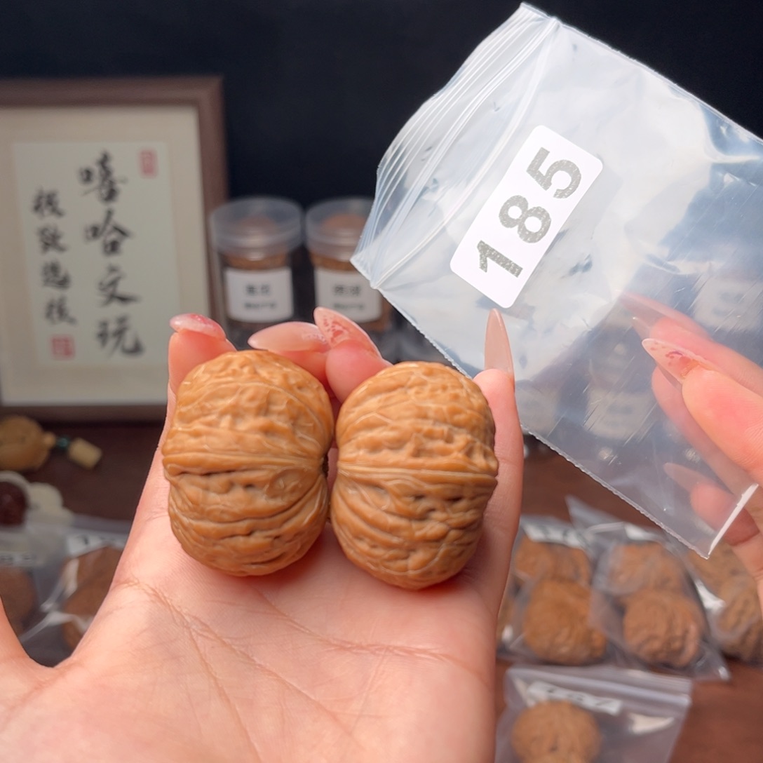 吊坠文玩核桃歪****歌铁锤