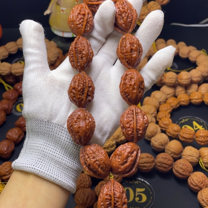 手串文玩核桃绣花鞋八棱