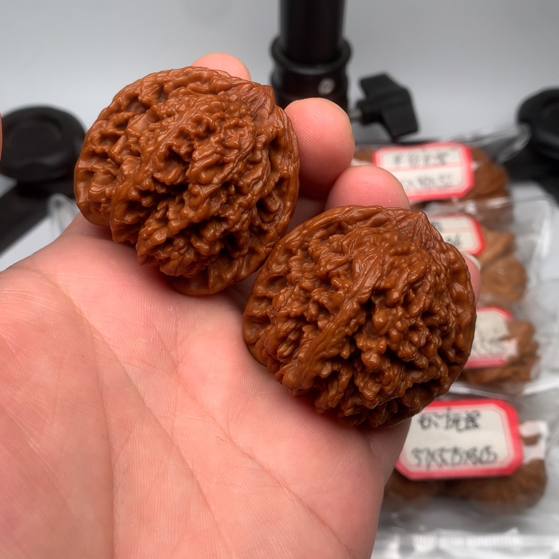 文玩核桃把件满天星45