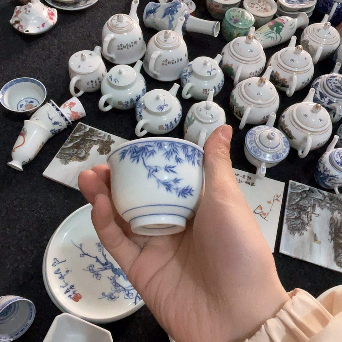 瓷片今天爱吃大米饭