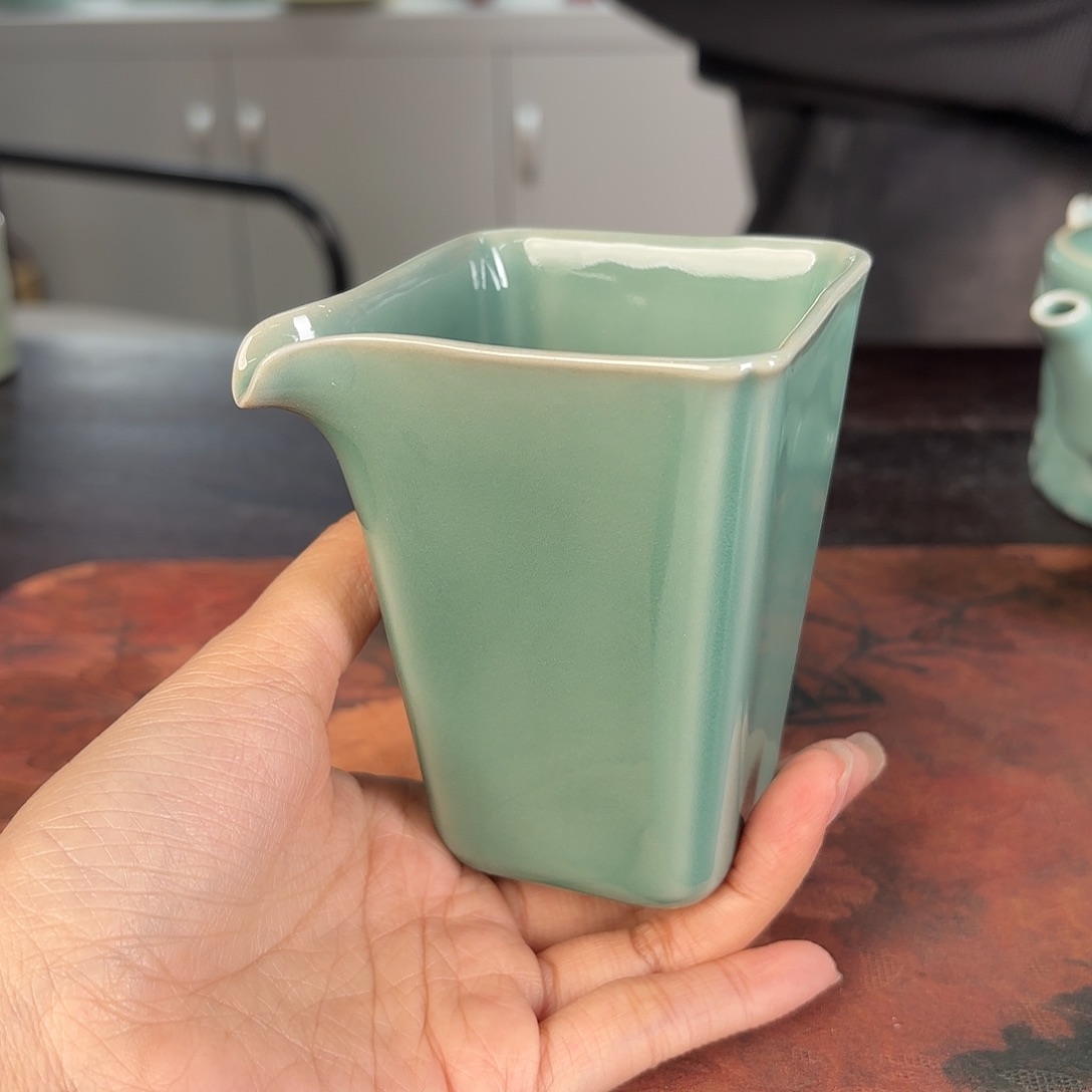 龙泉云间青瓷小米茶器