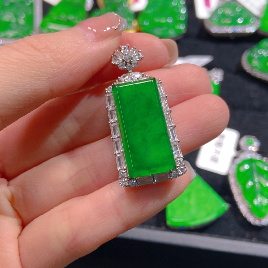 翡翠吊坠(不含链)银S925镶嵌