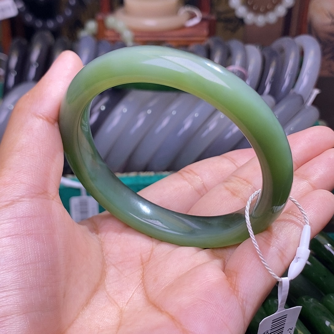 和田玉未镶嵌颈饰碧玉猫眼老料收藏手镯59圈