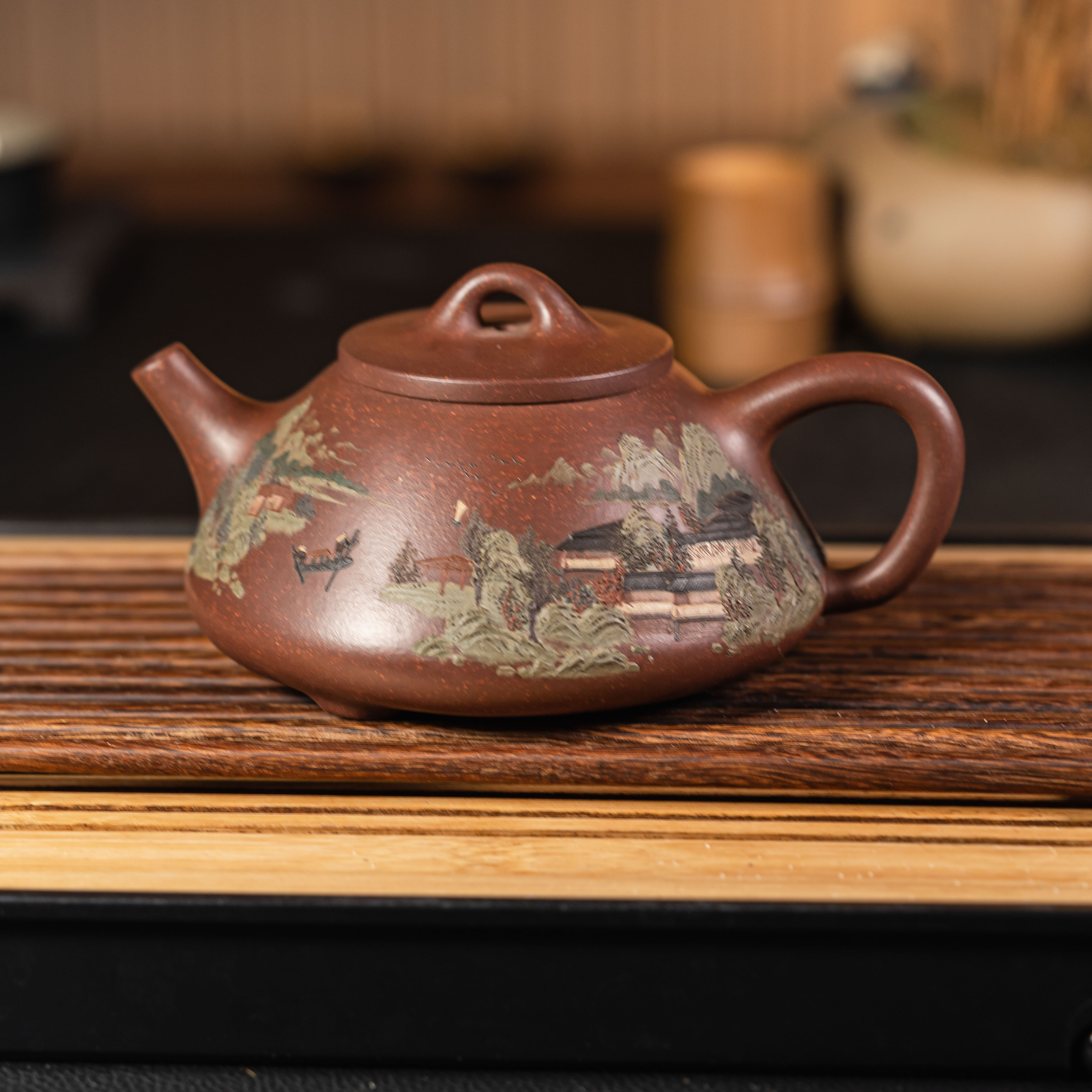 LF3-068  王兰芳  宜兴手工紫砂    石瓢山水