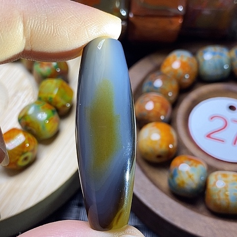 未镶嵌颈饰玛瑙/玉髓文****）