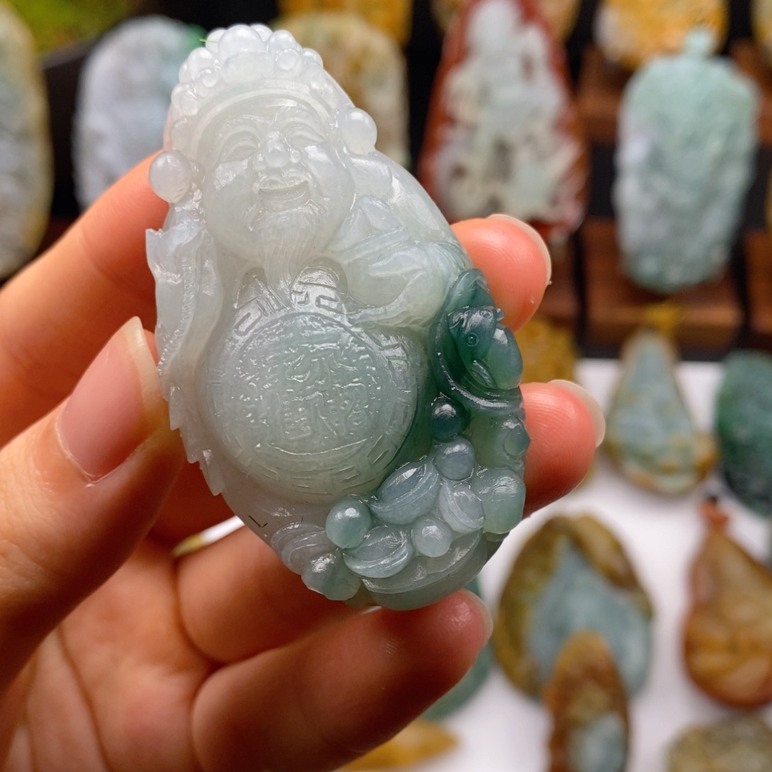 定制翡翠未镶嵌翡翠