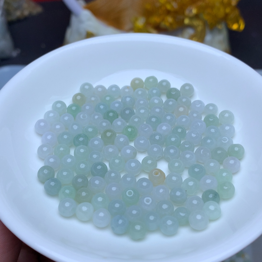 【闪购商品】翡翠手链未镶嵌卡5.4冰晴100个