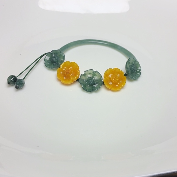 爱***哟翡翠未镶嵌手镯繁花似锦