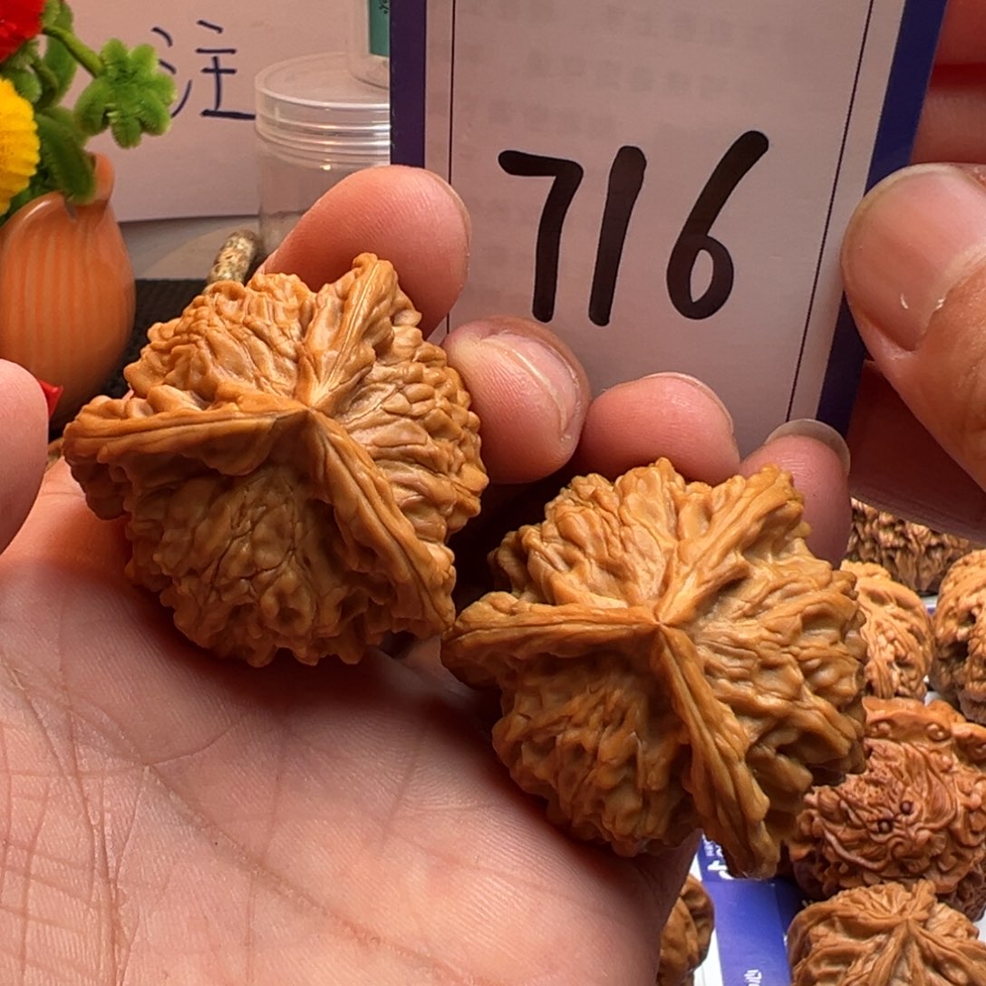 文玩核桃把件全品盘山三棱奔41尺寸716号