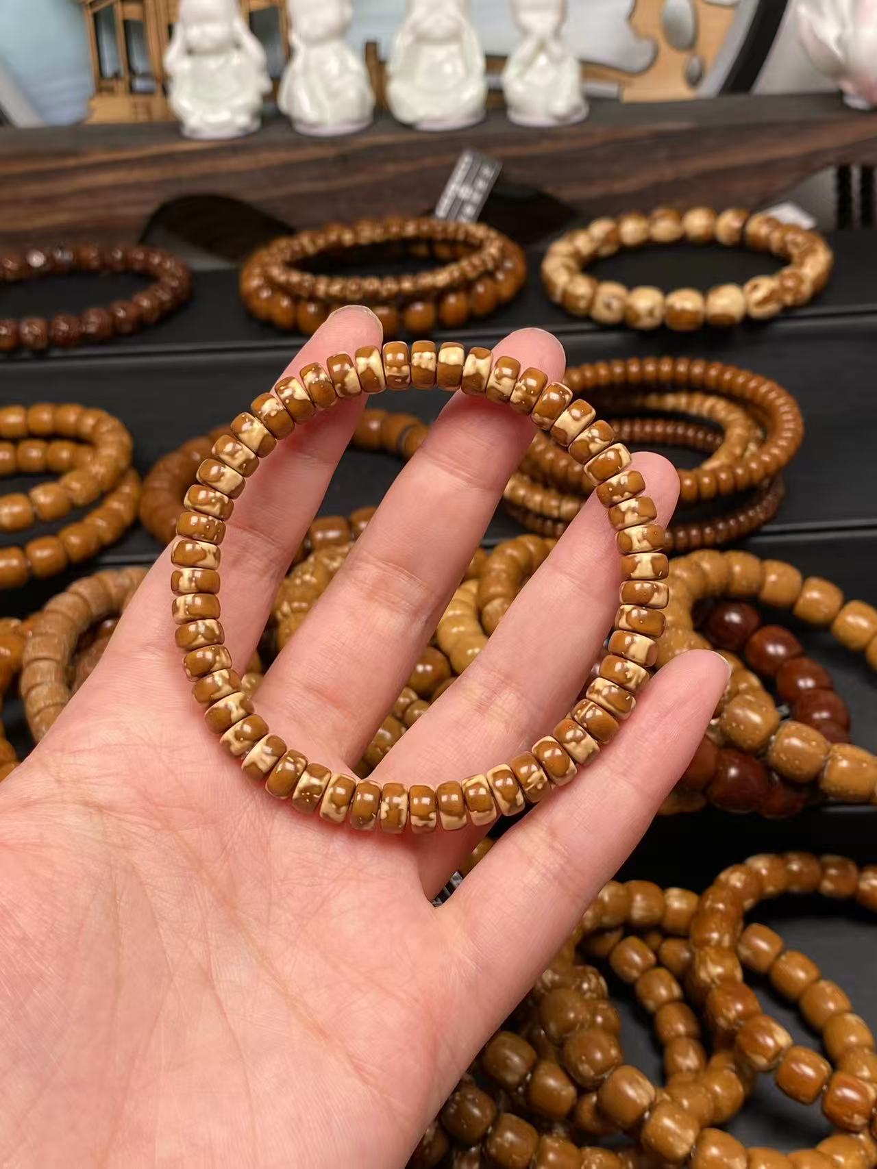 紫金鼠超干净纯肉实心花皮药片手串尺寸7*4