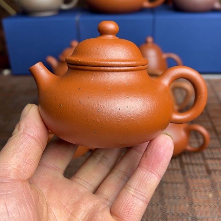 紫砂茶壶黄龙山朱泥、生砂