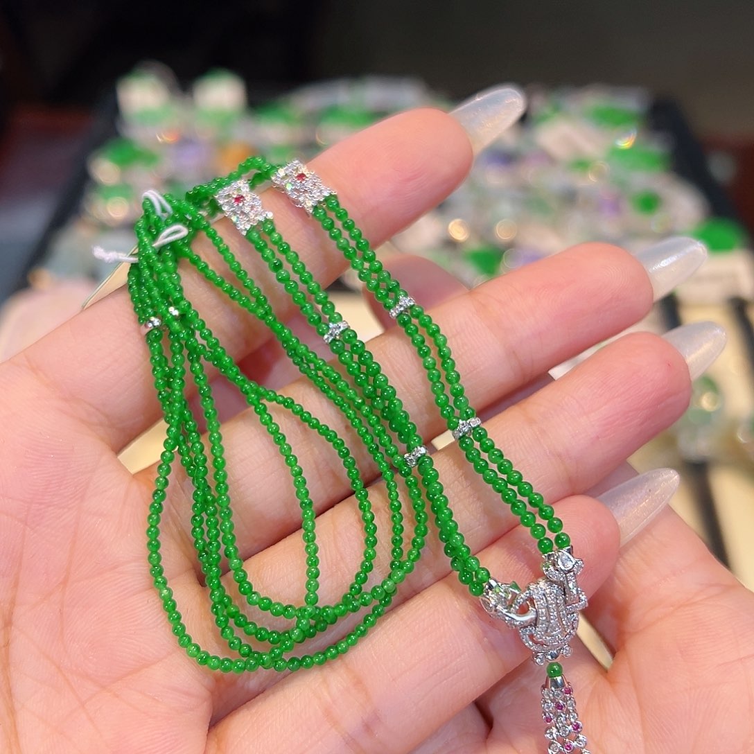 翡翠项链18K金镶嵌翡翠