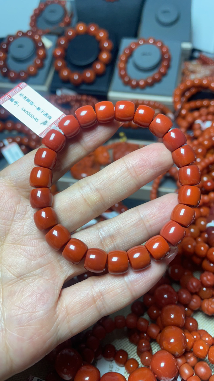 瓦西直切南红手串9.2mm