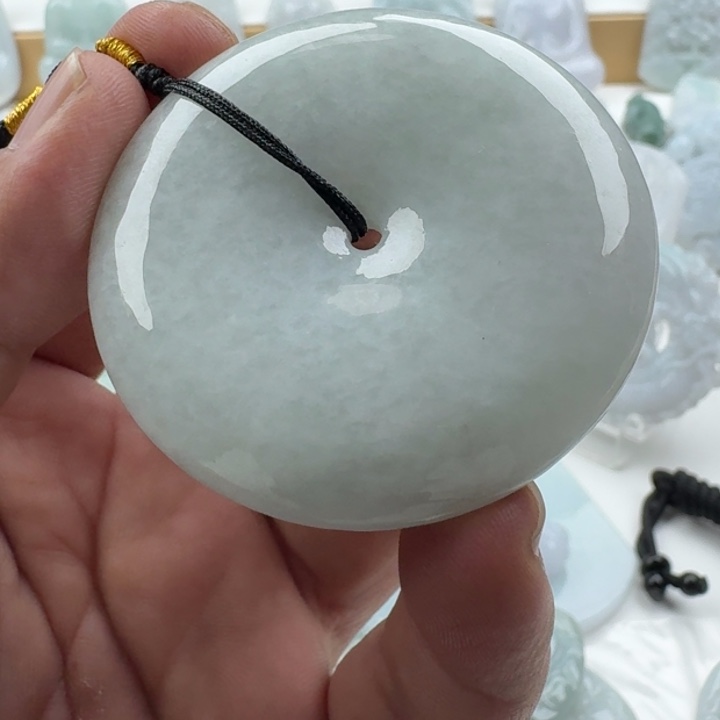 翡翠未镶嵌颈饰天然缅甸A货翡翠