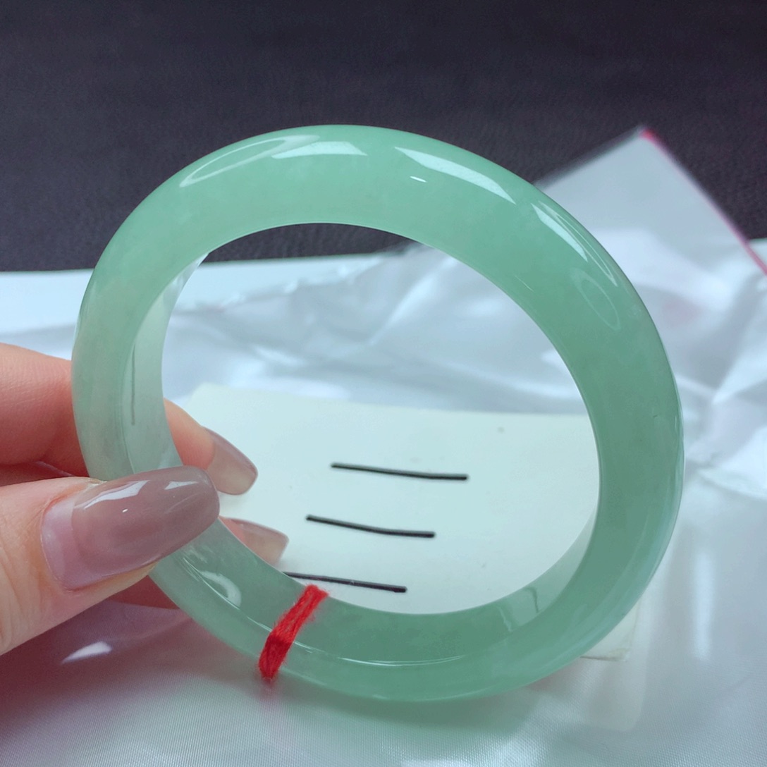 翡翠手镯未镶嵌手镯59