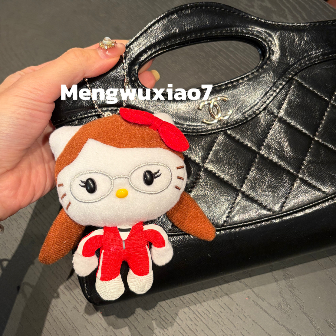 中古款麻辣教师眼镜双马尾kitty挂件