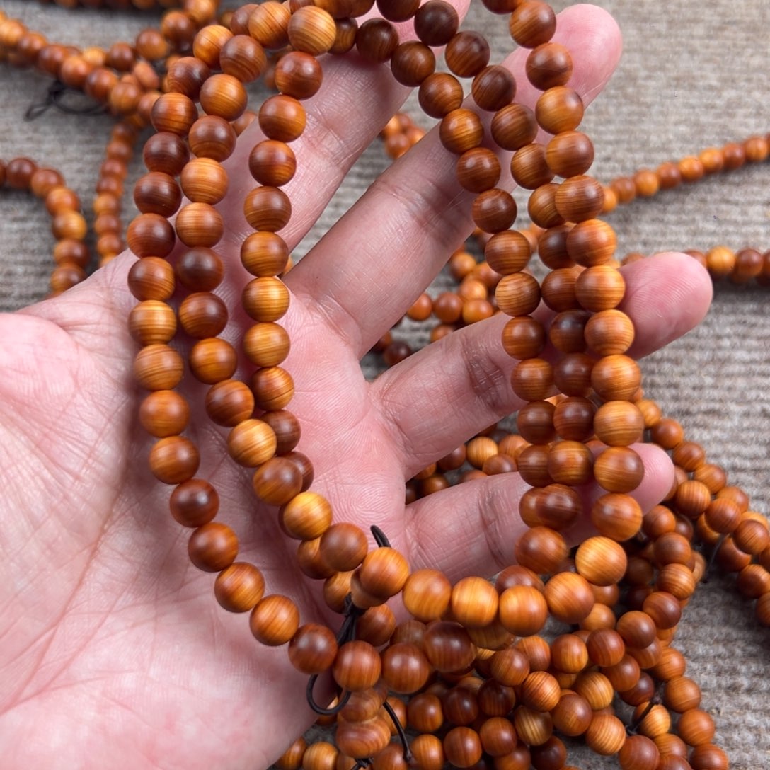 木太行崖柏0.8陈化。。。。。。