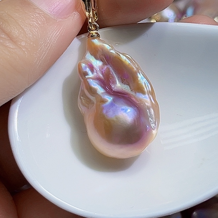 颈饰未镶嵌淡水珍珠