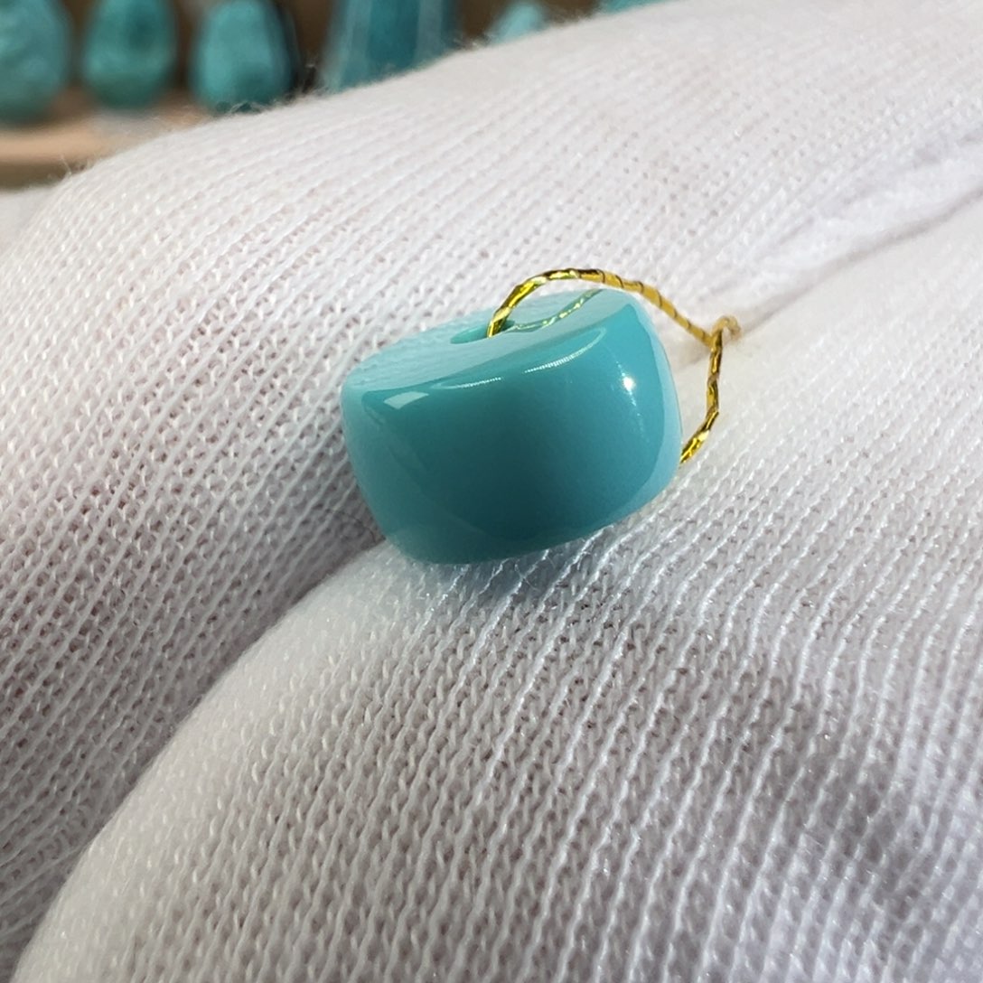 绿松石配饰未镶嵌