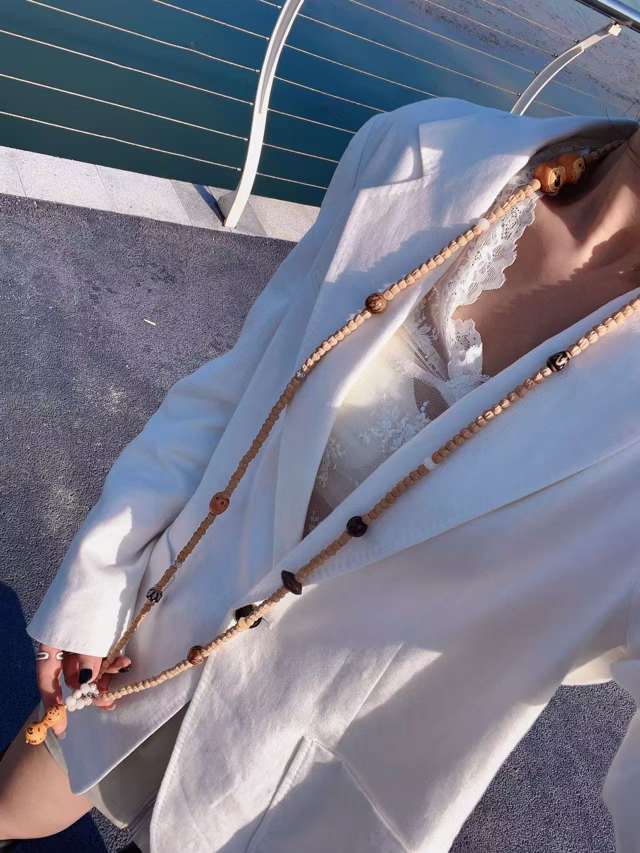 草里金葫芦百香籽斜挎手机链（默认微瑕）A132