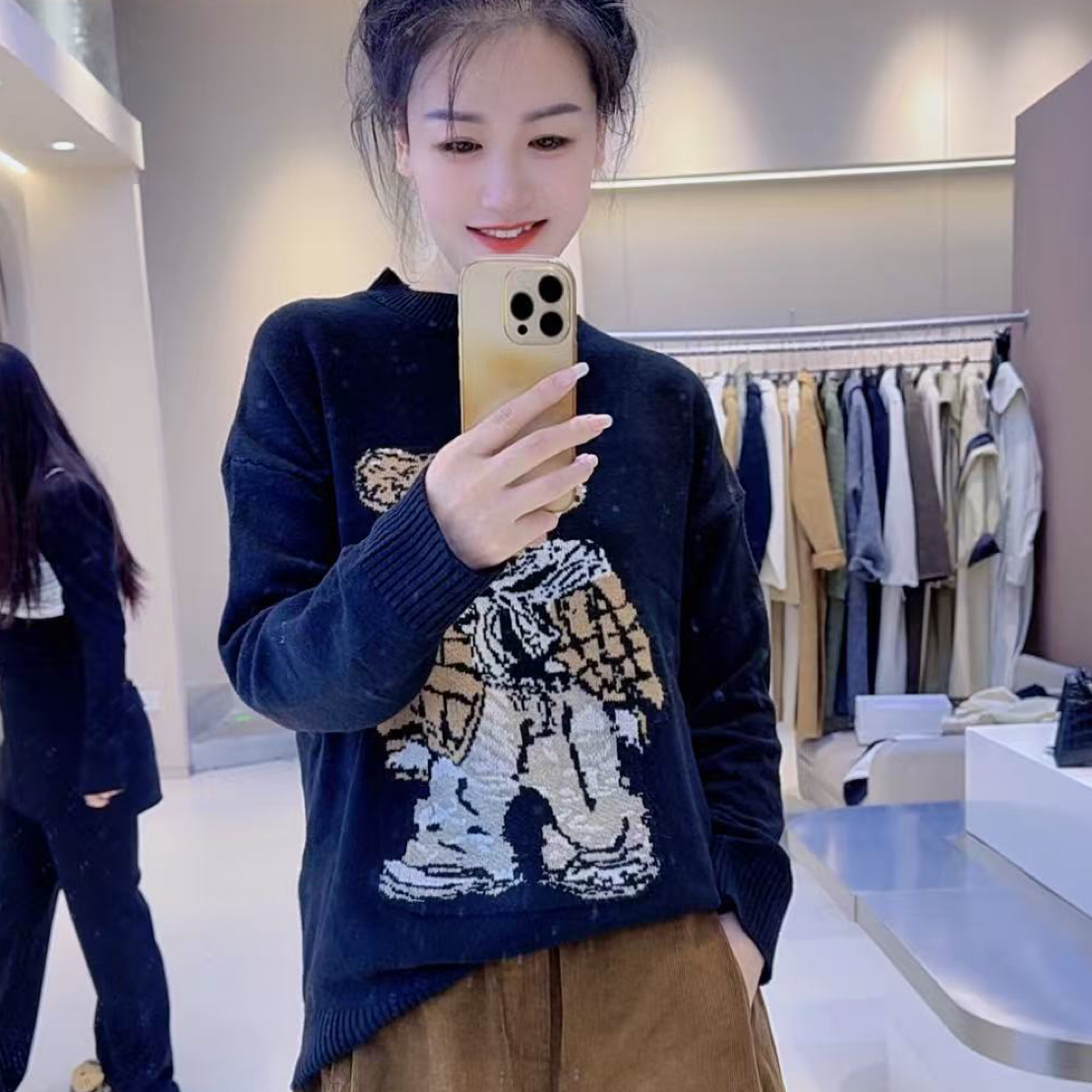 2025秋季新品立体小熊印花休闲毛衣