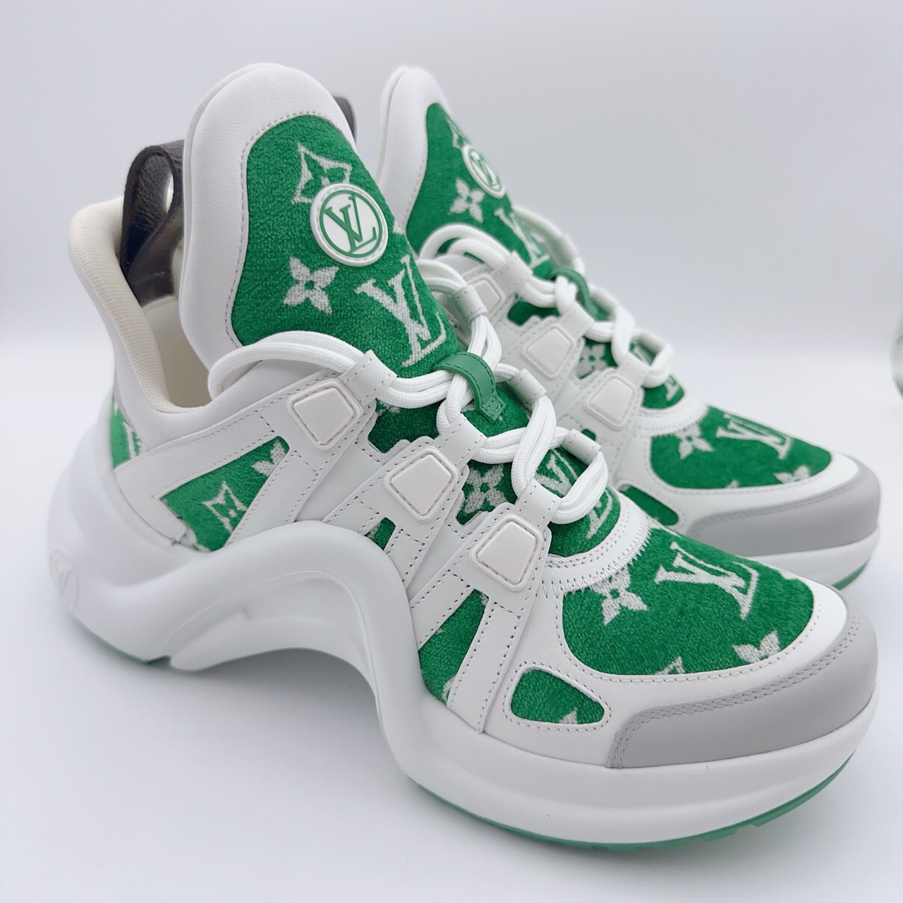 未使用 LouisVuitton/路易威登 37.5码/白绿满印拱桥老爹鞋/01006