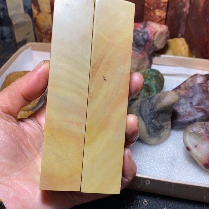 昌化鸡血石印章石