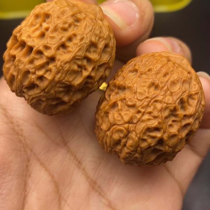 文玩核桃吊坠38尺玄武元宝