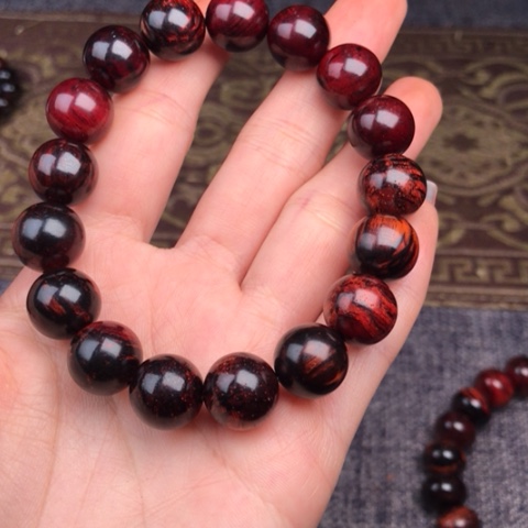 黄花梨/降香黄檀把件